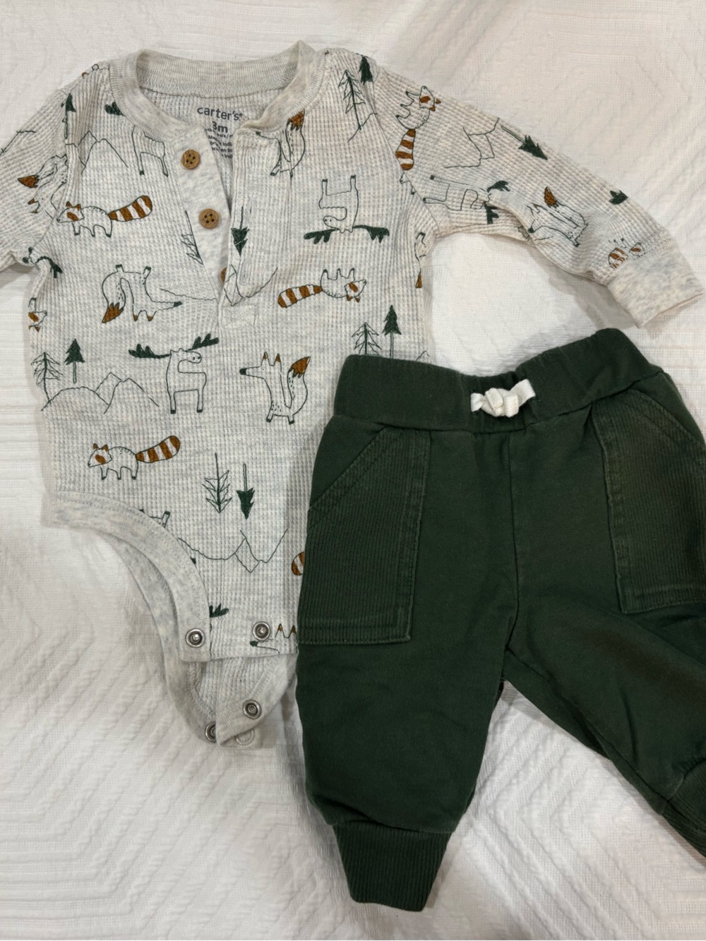 Carter's Cream Woodland Fox Print Henley Bodysuit with Green Joggers